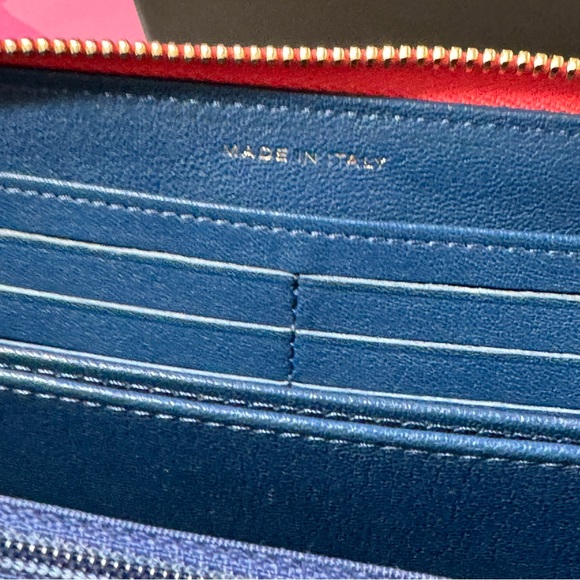 šSALE $2000 CHANEL BICOLOR REISSUE 2.55 - Picture 12 of 14